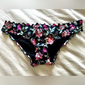 Shade and Shore Black Floral Bikini Rouched Bottoms - L - Like New